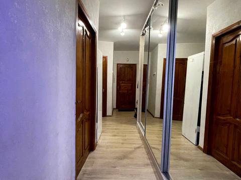 квартира по адресу Академика Филатова ул., 52/2