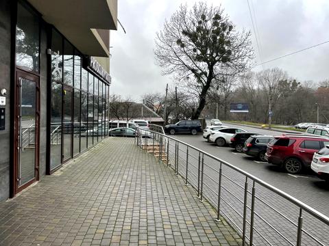 комерційна за адресою Проскурівського підпілля вул., 161