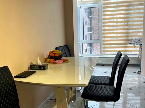 квартира за адресою Макогона вул., 23б