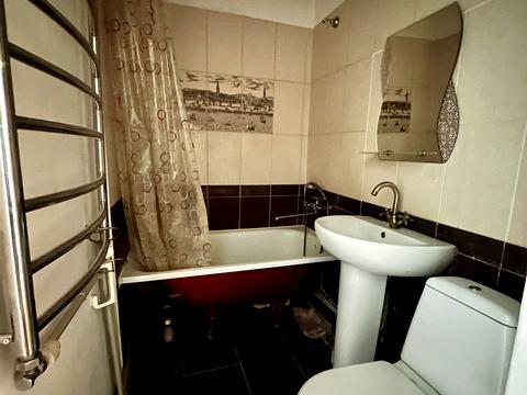 квартира за адресою Садовського вул., 8