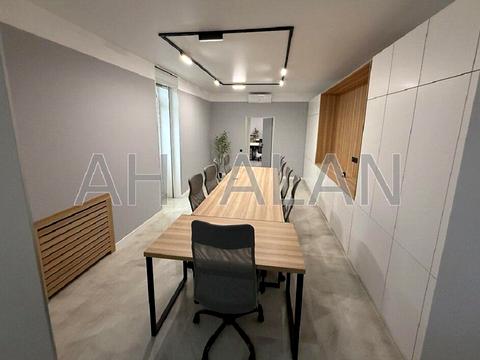 коммерческая по адресу Евгения Чикаленко ул. (Пушкінська), 20