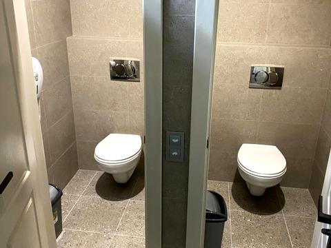 коммерческая по адресу Оболонская ул., 35