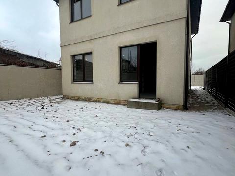 будинок за адресою Сергія Єфремова вул. (Академіка Вавілова), 5б