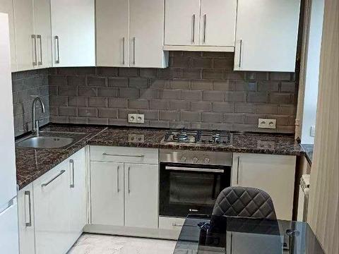 квартира за адресою Олени Теліги вул., 37