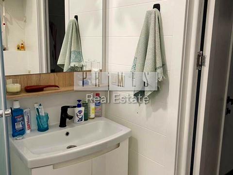 квартира за адресою Регенераторна вул., 4к2