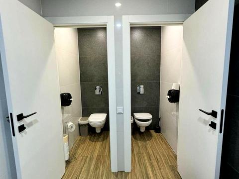 комерційна за адресою Павла Нірінберга вул. (Баумана), 10-А