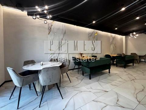 комерційна за адресою Дніпровська набережна вул., 15-Є