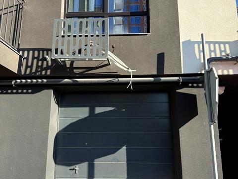 паркоместо по адресу Юліана Пелеша ул., 3