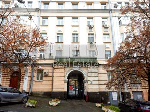 коммерческая по адресу Лютеранская ул., 4