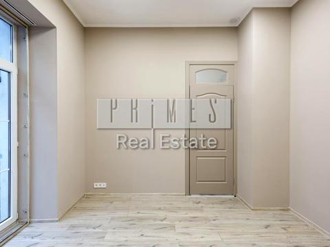 коммерческая по адресу Лютеранская ул., 4