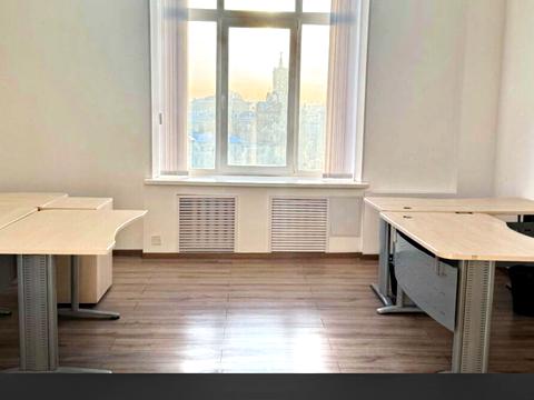 коммерческая по адресу Крещатик ул. (Kreschatic), 7/11