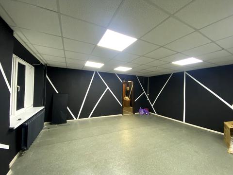 комерційна за адресою Науки просп. (Гагаріна), 4