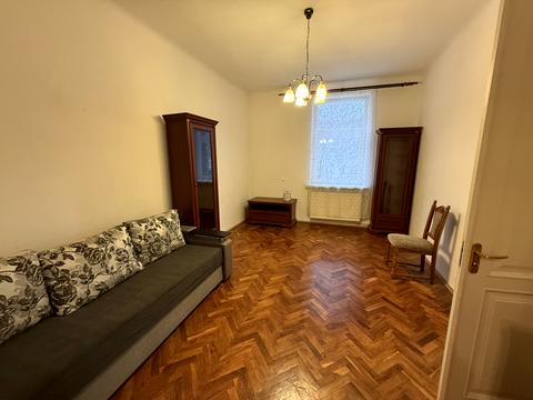 квартира по адресу Руфа ул., 5а