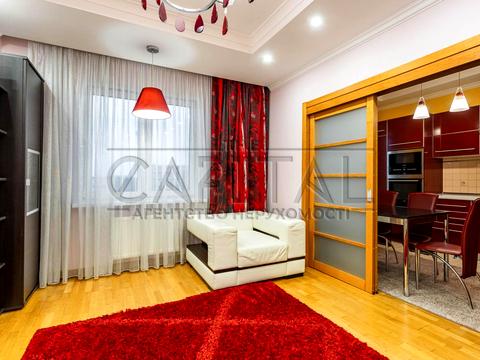 квартира за адресою Дегтярівська вул., 25а к1