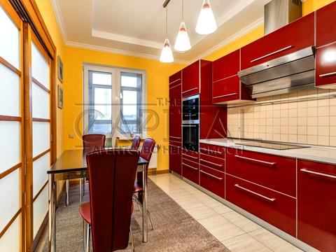 квартира за адресою Дегтярівська вул., 25а к1