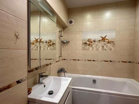 квартира за адресою Платонова бульв. (Королеви Анни), 26