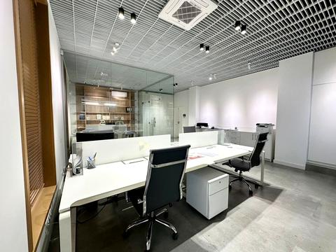 комерційна за адресою Набережна Перемоги вул., 112-Д