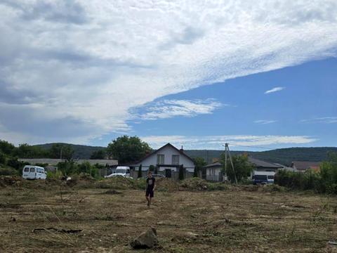 ділянка за адресою Карпатська