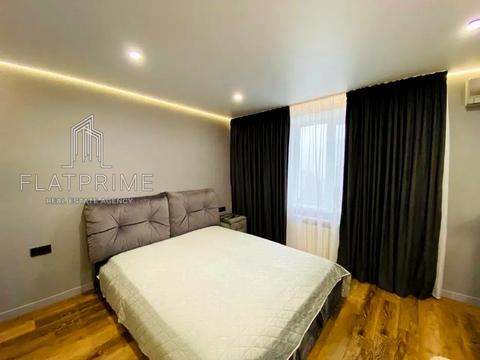 квартира за адресою Дмитра Чижевського вул. (Петра Чаадаєва), 2-А