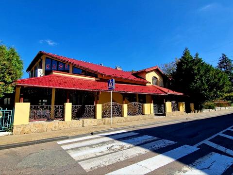 коммерческая по адресу Ивана Франко ул., 38