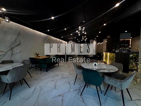 комерційна за адресою Дніпровська набережна вул., 15-Є