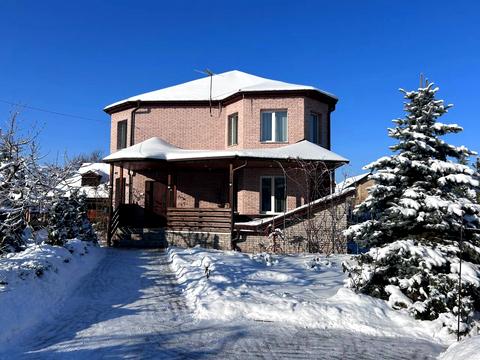 будинок за адресою Новаторів вул.