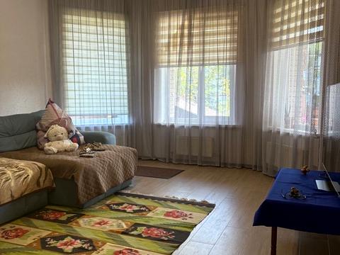 будинок за адресою Новаторів вул.