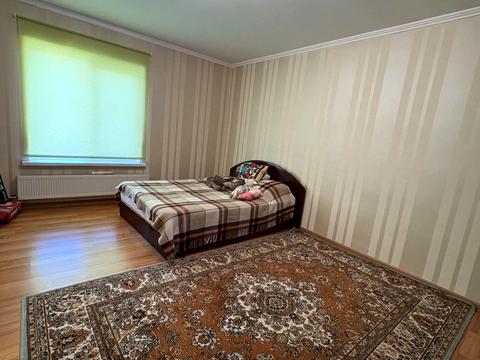 будинок за адресою Новаторів вул.