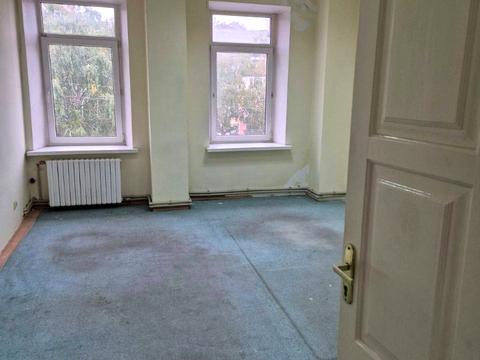 комерційна за адресою Олександра Поля просп. (Кірова), 25