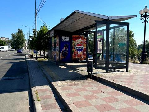 комерційна за адресою Прирічна вул., 7/11