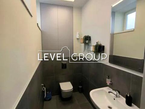 комерційна за адресою Василя Тютюнника вул. (Анрі Барбюса), 5-А