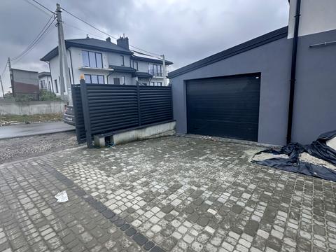 дом по адресу Богдана Хмельницького ул.