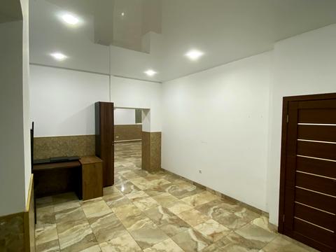 комерційна за адресою Мечникова вул., 109-Б