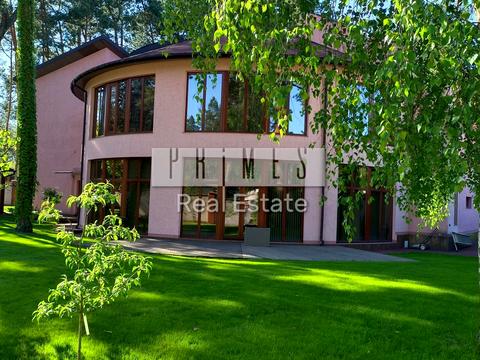 будинок за адресою Космонавтів вул., 7