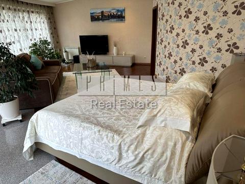 будинок за адресою Космонавтів вул., 7