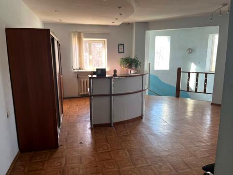 комерційна за адресою Янтарна вул., 64