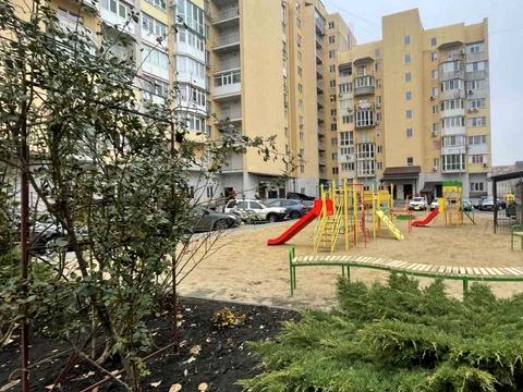 квартира за адресою Космонавтів вул., 128-Д