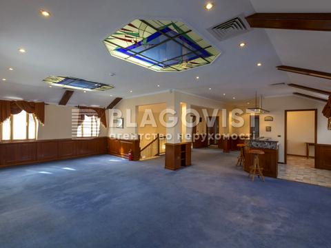 комерційна за адресою Андріївський узвіз, 7-А