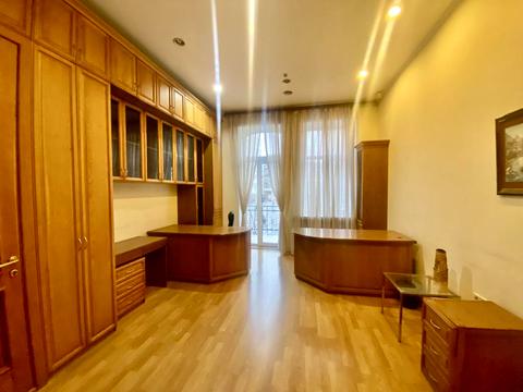 комерційна за адресою Дніпро, Королеви Єлизавети ІІ вул. (Глинки), 16