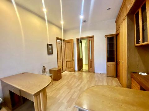 комерційна за адресою Дніпро, Королеви Єлизавети ІІ вул. (Глинки), 16