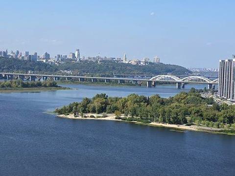 квартира за адресою Київ, Трускавецька вул., 10-Д