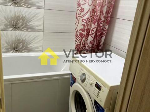 квартира за адресою Володимира Івасюка вул. (Головка), 8