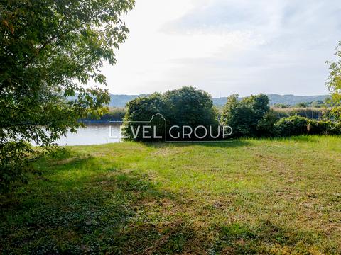 будинок за адресою Центральна вул.