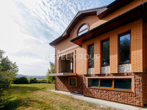 будинок за адресою Центральна вул.