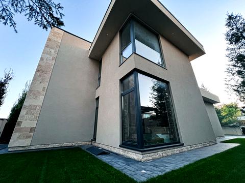 будинок за адресою с. Сокільники, Затишка