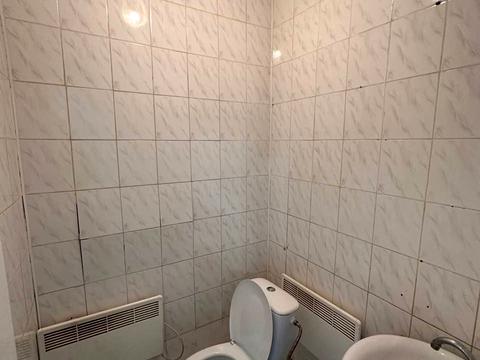 комерційна за адресою Нижньовоскресенська вул., 9