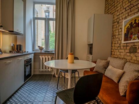 квартира за адресою Басейна вул., 5-А