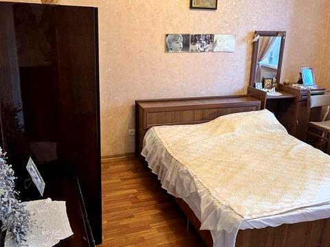 квартира за адресою Академіка Єфремова вул. (Командарма Уборевича), 29/22