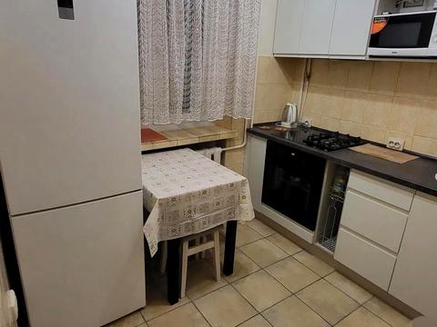 квартира за адресою Володимира Великого вул. (Артема), 5