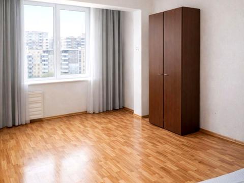 квартира за адресою Академіка Булаховського вул., 28-Б